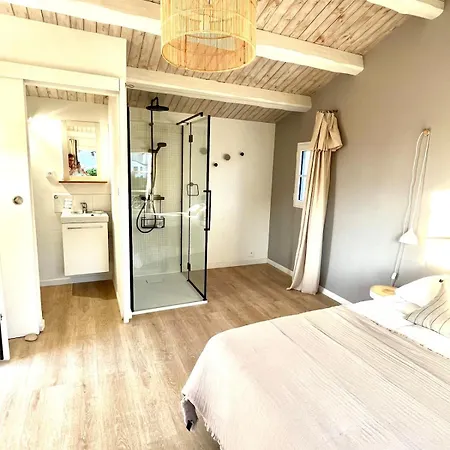 Dune Side House, Close Beach And Center